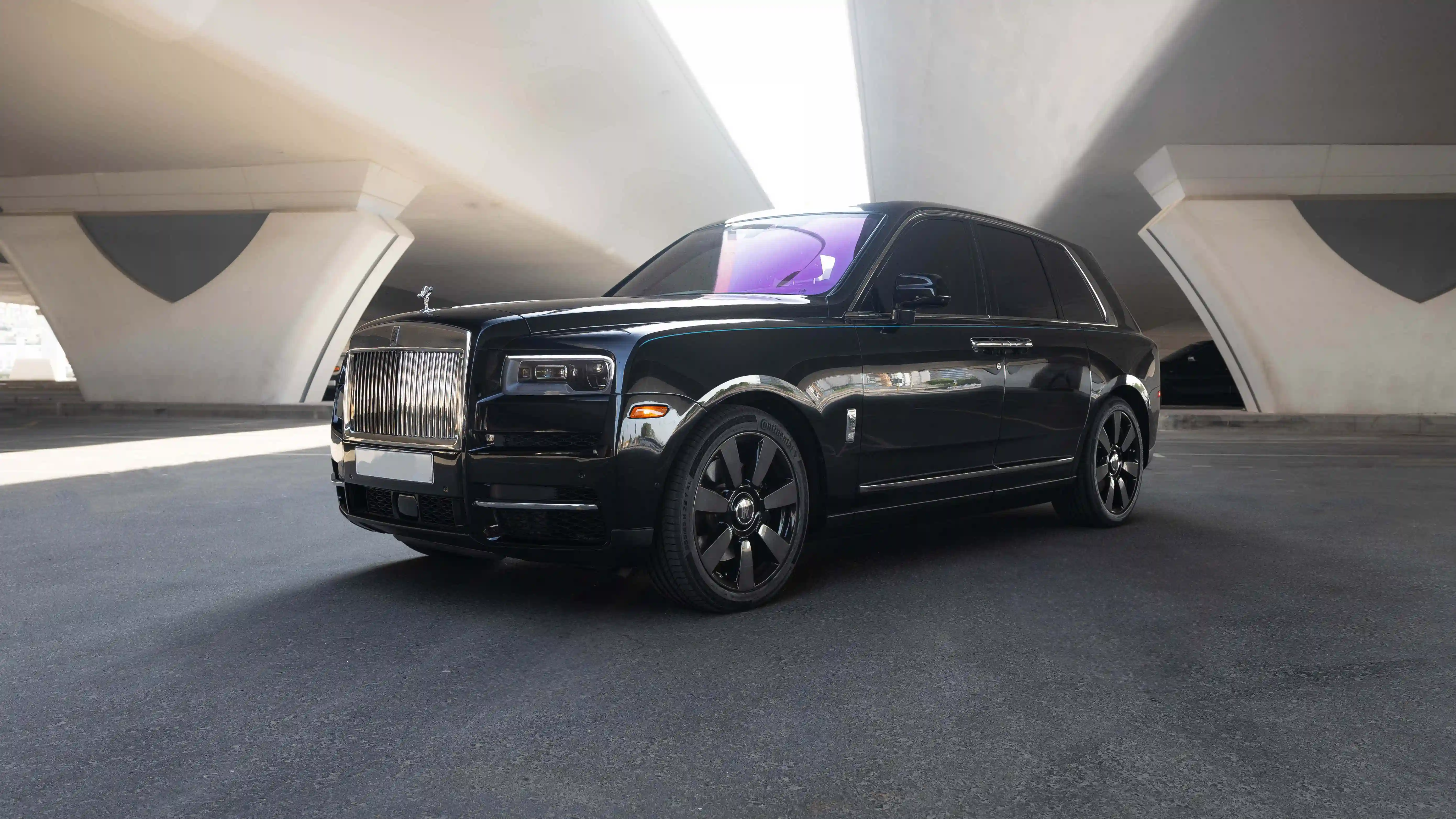 Rolls-Royce Cullinan Black