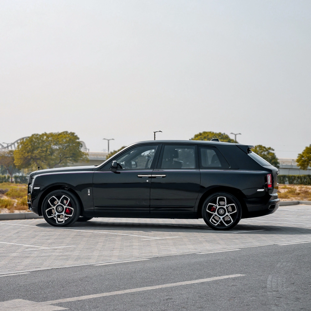 Rolls Royce Cullinan Black Badge 2021